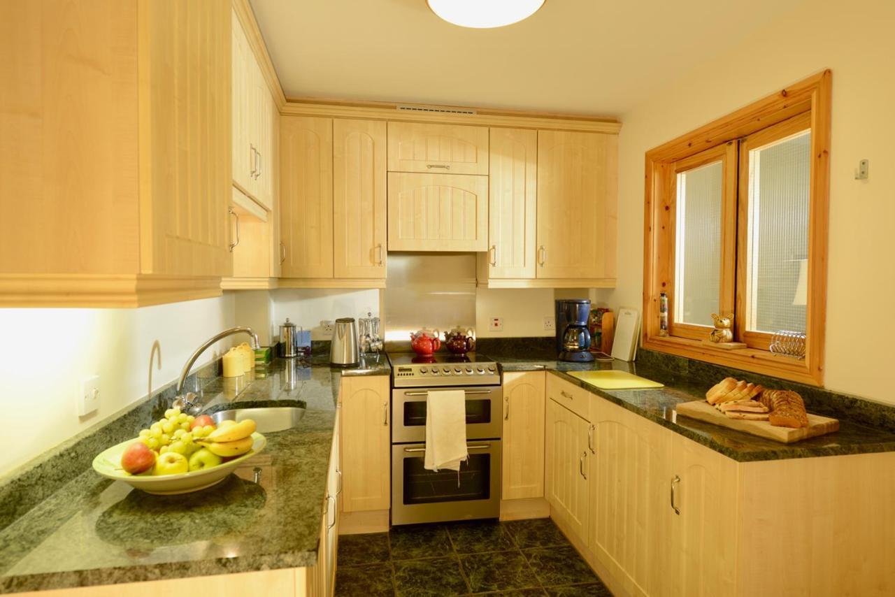 Oakfield B&B Lisburn Bagian luar foto